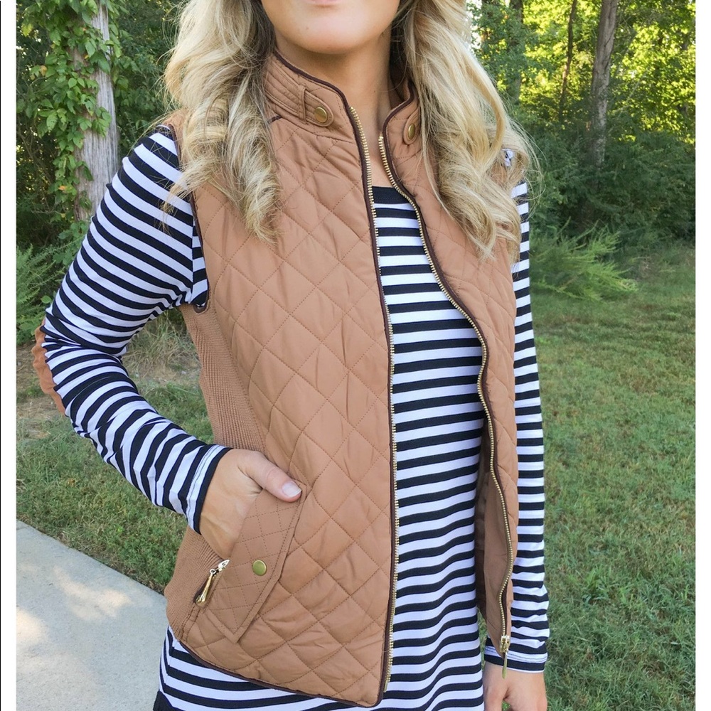 Women’s quilted lightweight vest in camel color